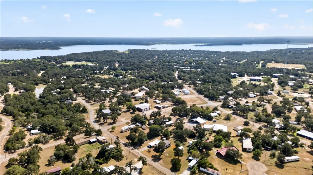 409 Birch Hill Lane Somerville, TX 77879