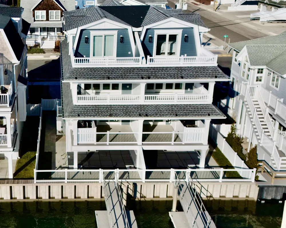 2425 Harbor Ave Avalon, NJ 08202