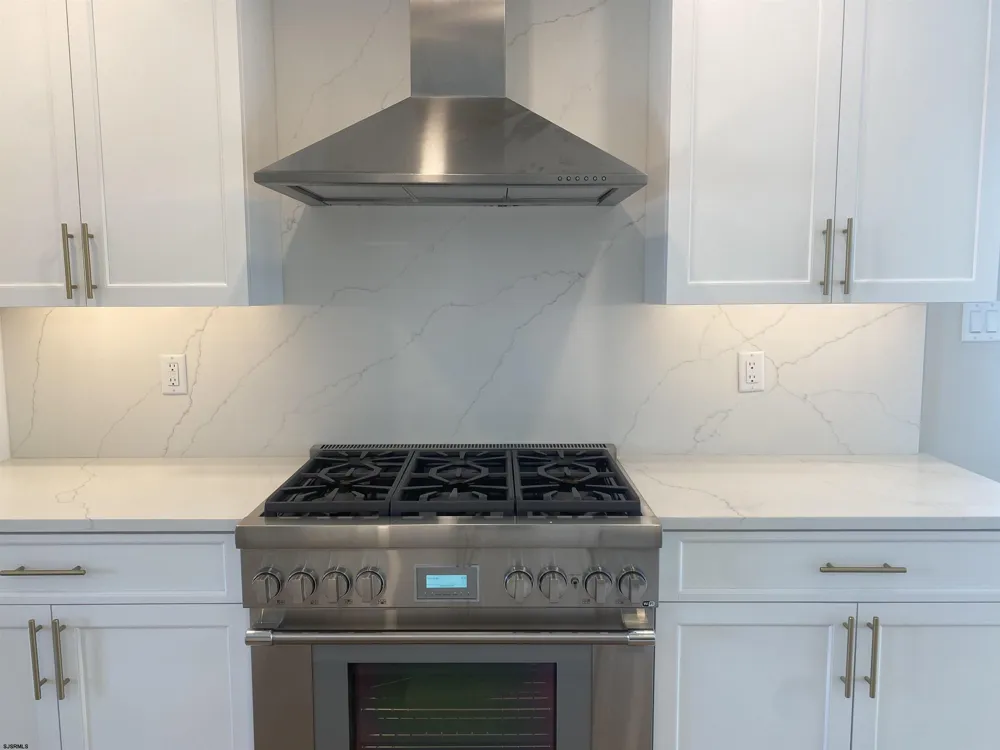 2425 Harbor Ave Avalon, NJ 08202