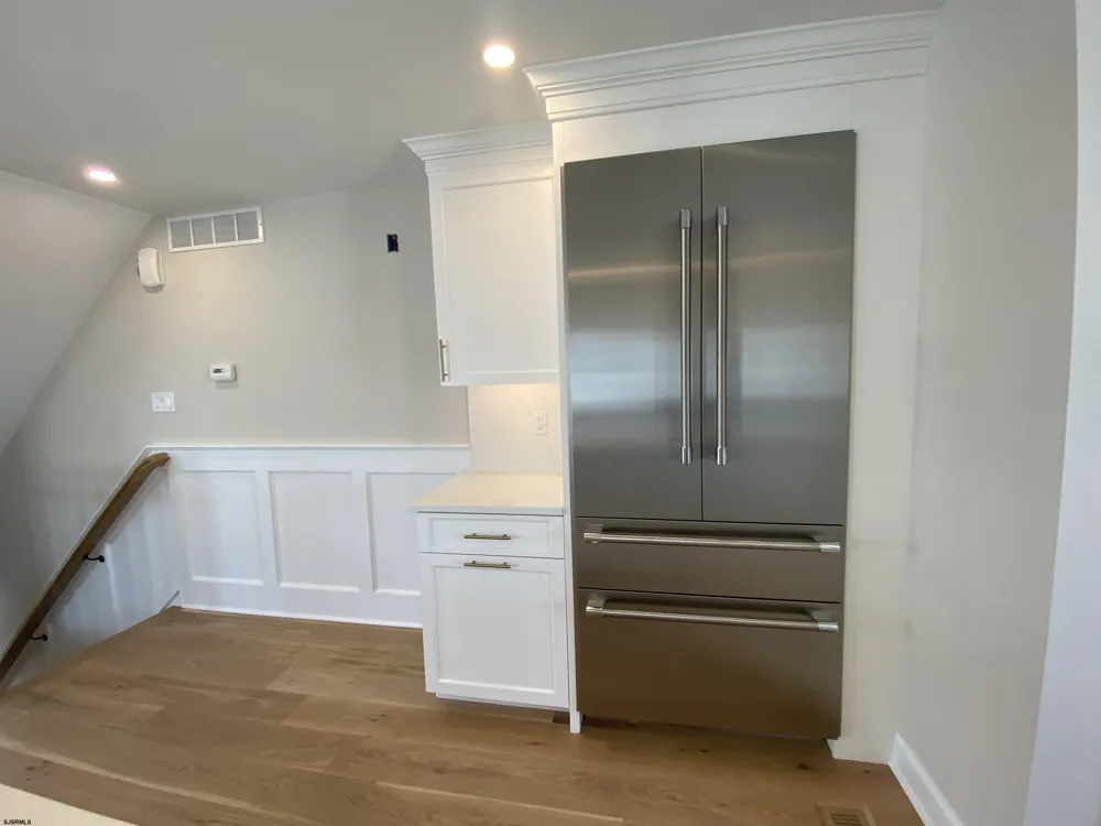 2425 Harbor Ave Avalon, NJ 08202