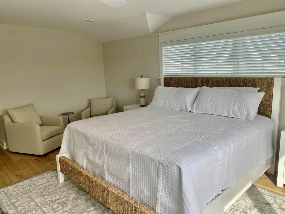 2425 Harbor Ave Avalon, NJ 08202