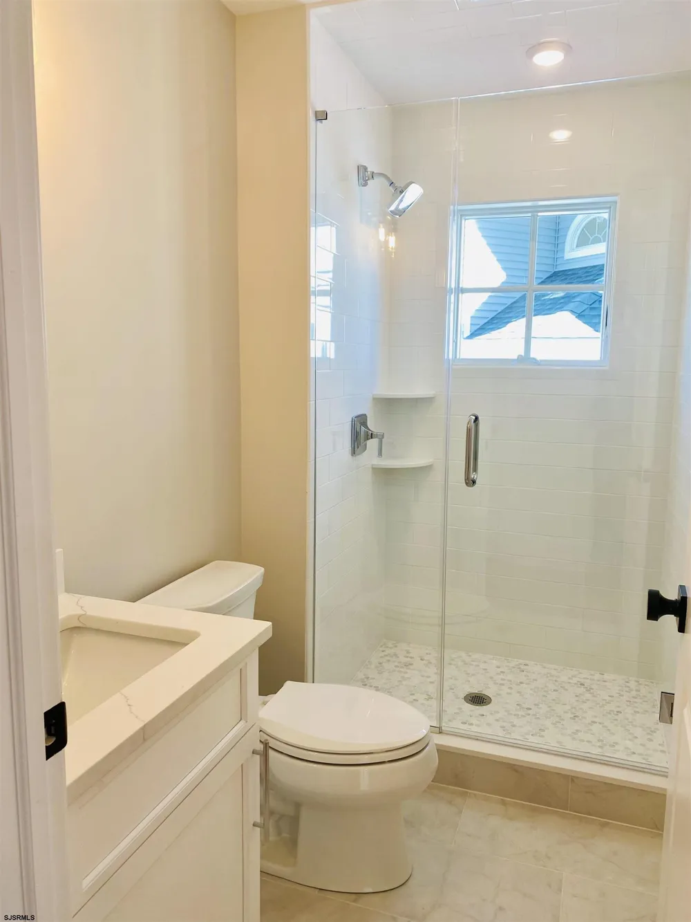 2425 Harbor Ave Avalon, NJ 08202