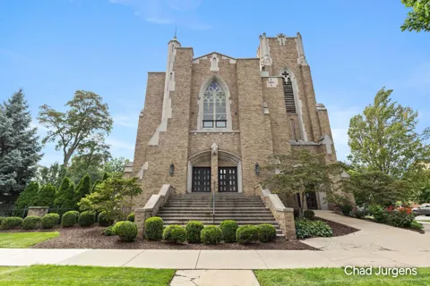 253 Prospect Avenue NE #103