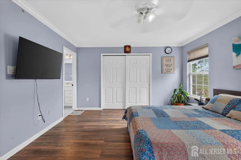 1008 Blossom Circle South Brunswick, NJ 08810