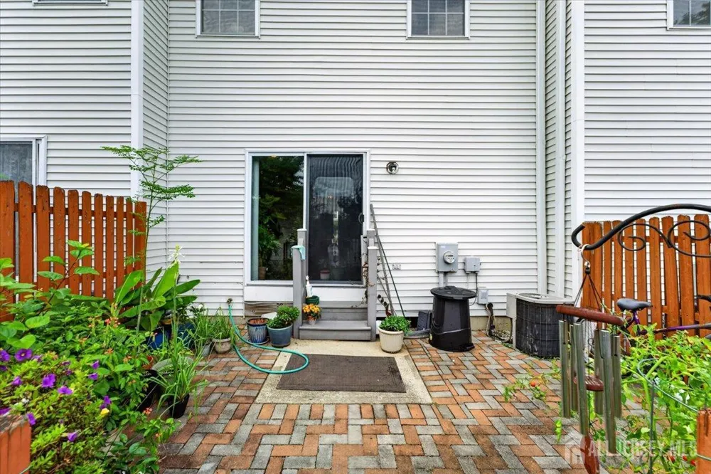 1008 Blossom Circle South Brunswick, NJ 08810