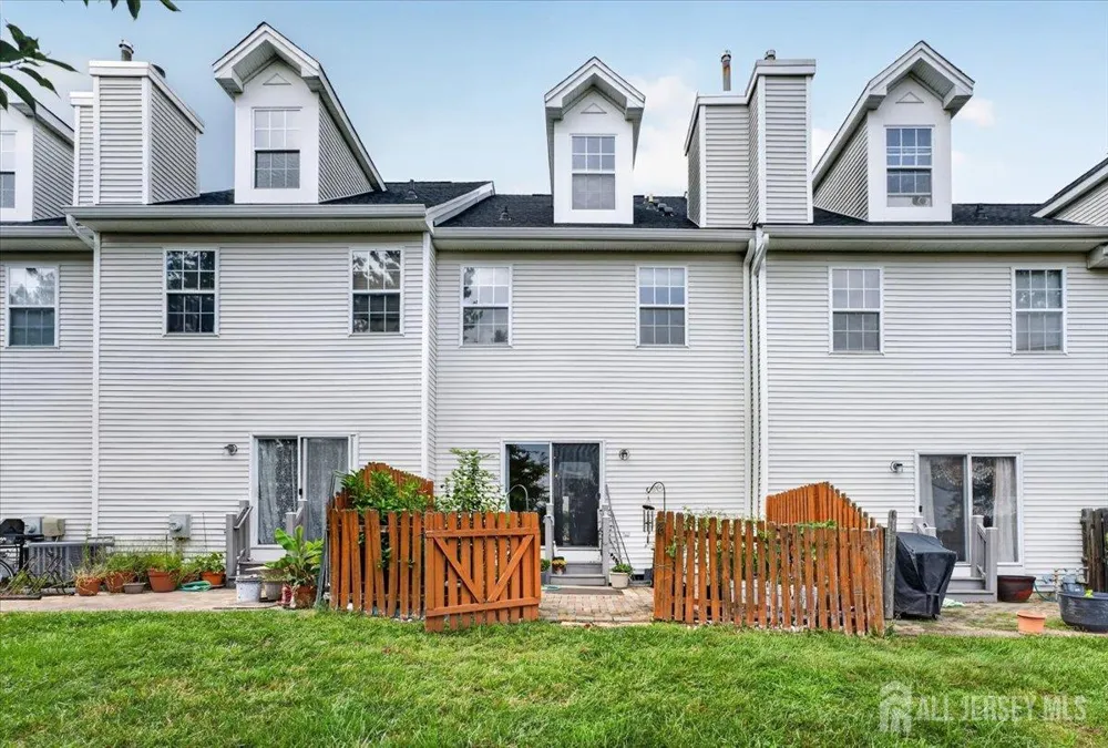 1008 Blossom Circle South Brunswick, NJ 08810