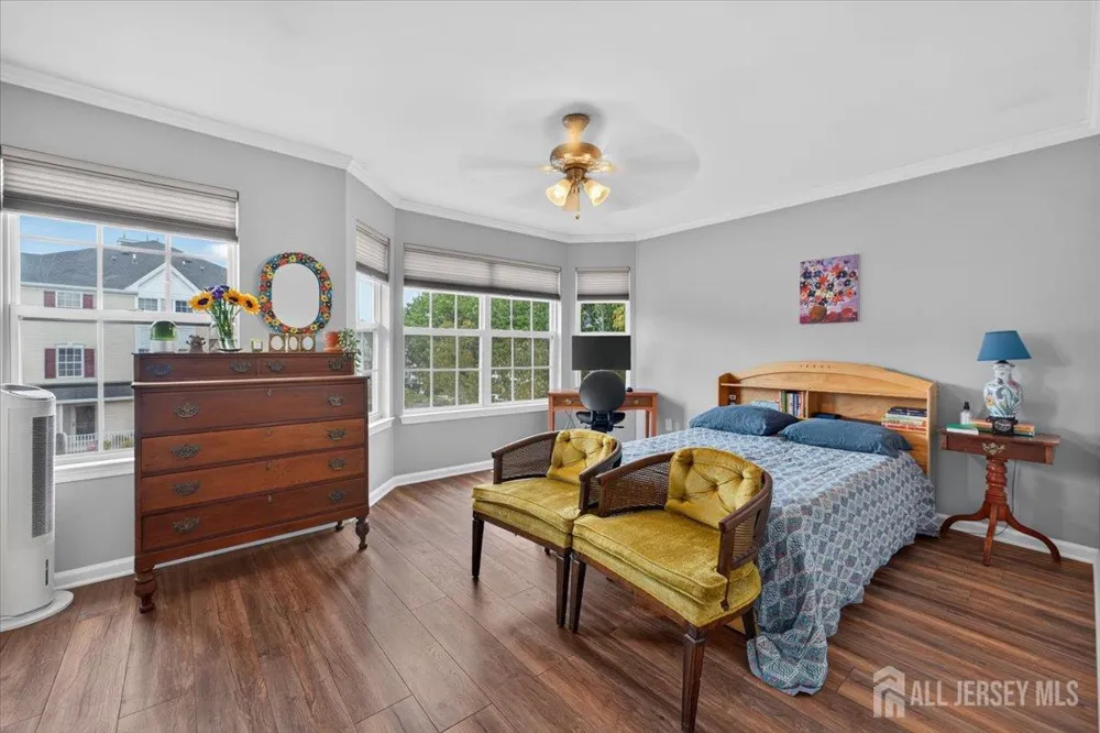 1008 Blossom Circle South Brunswick, NJ 08810