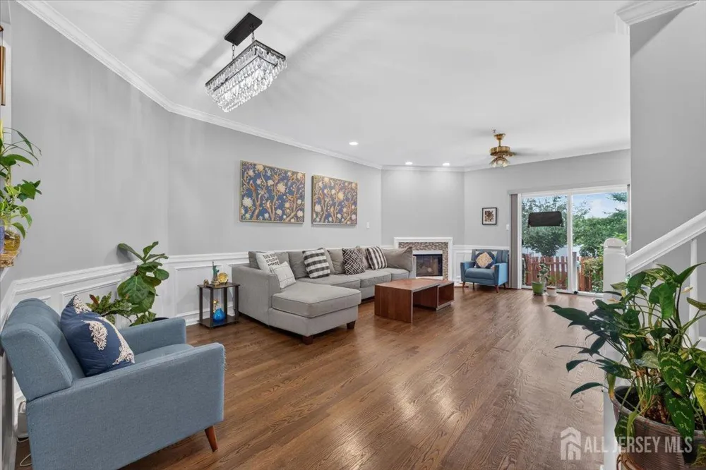 1008 Blossom Circle South Brunswick, NJ 08810