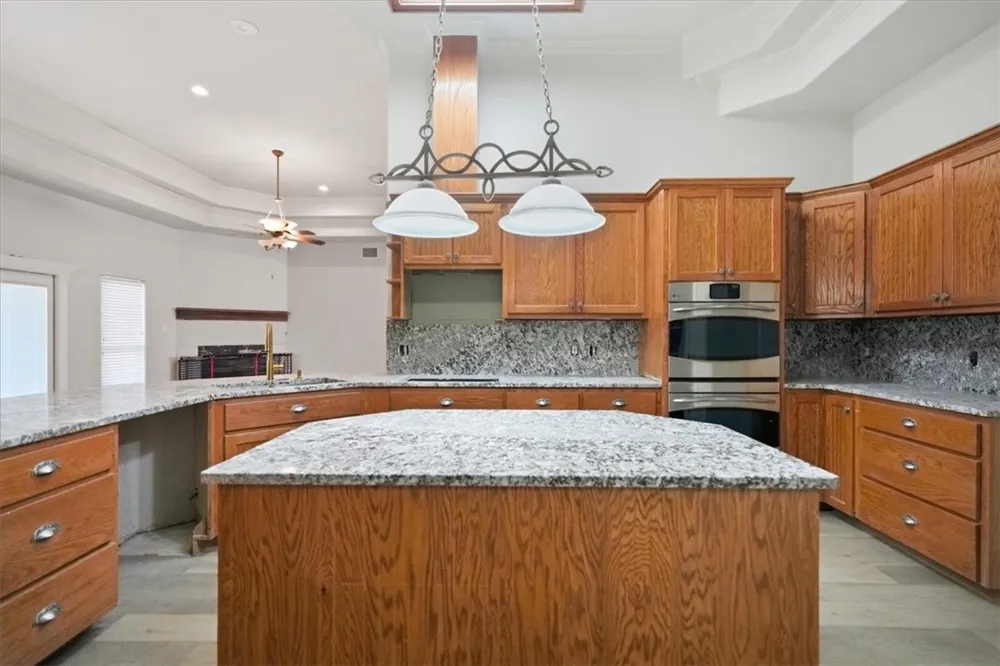 4201 Lake Apache Drive Corpus Christi, TX 78413