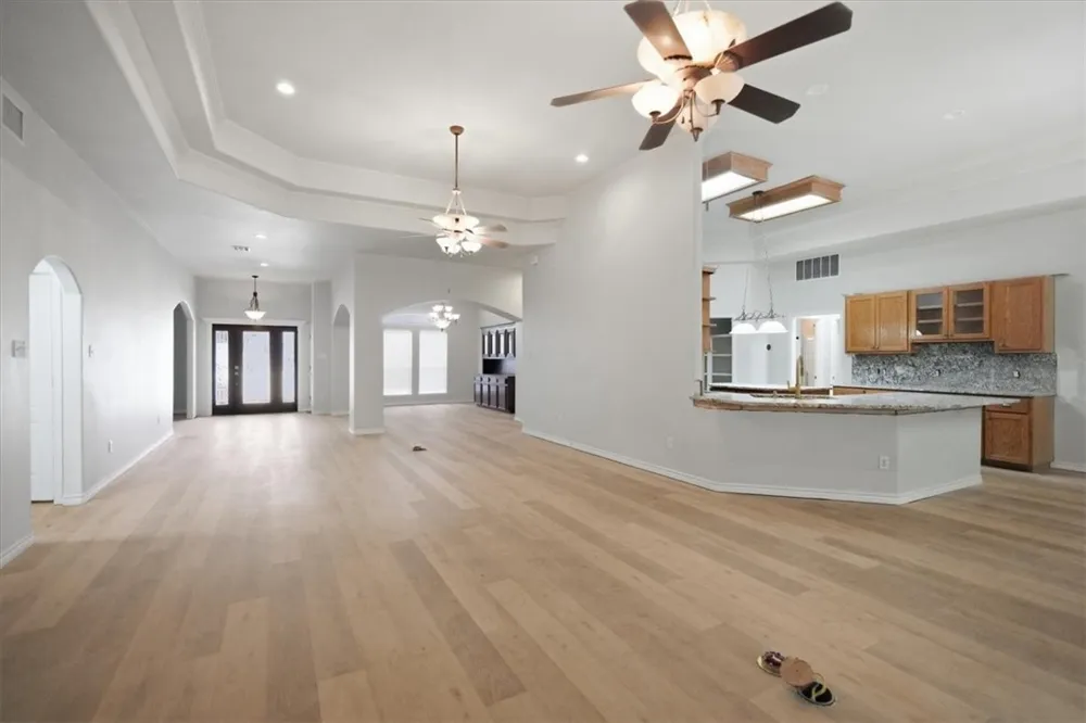 4201 Lake Apache Drive Corpus Christi, TX 78413