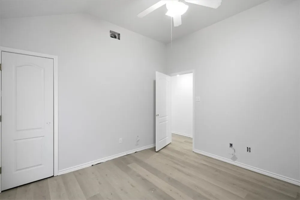 4201 Lake Apache Drive Corpus Christi, TX 78413