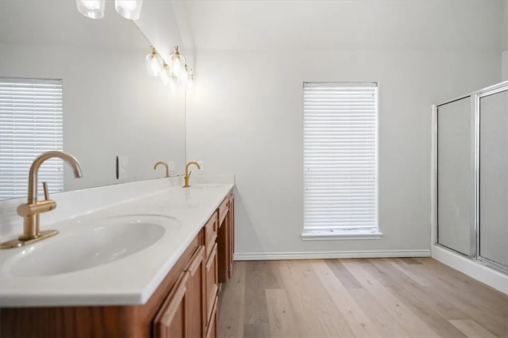 4201 Lake Apache Drive Corpus Christi, TX 78413