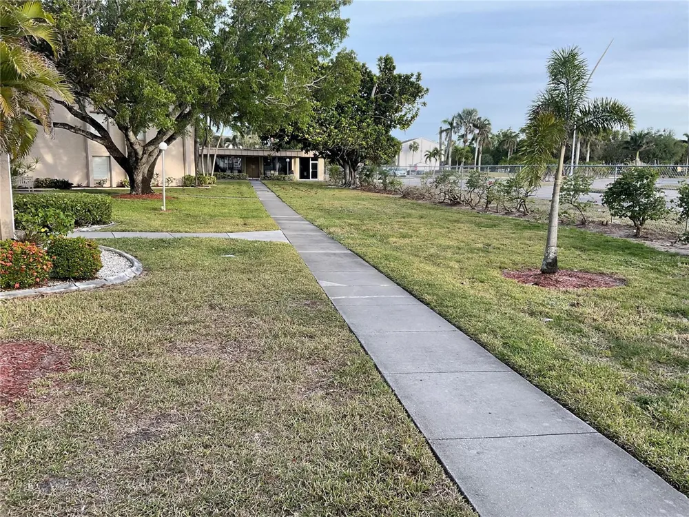 2244 WINKLER AVENUE #301 Fort Myers, FL 33901