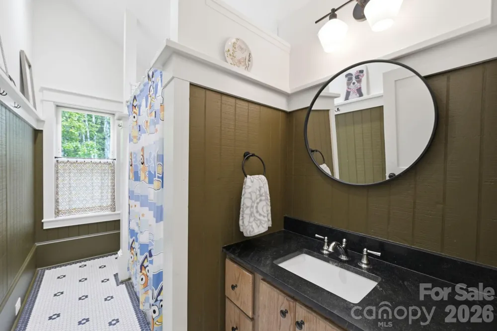 163 Walnut Drive Jefferson, NC 28640
