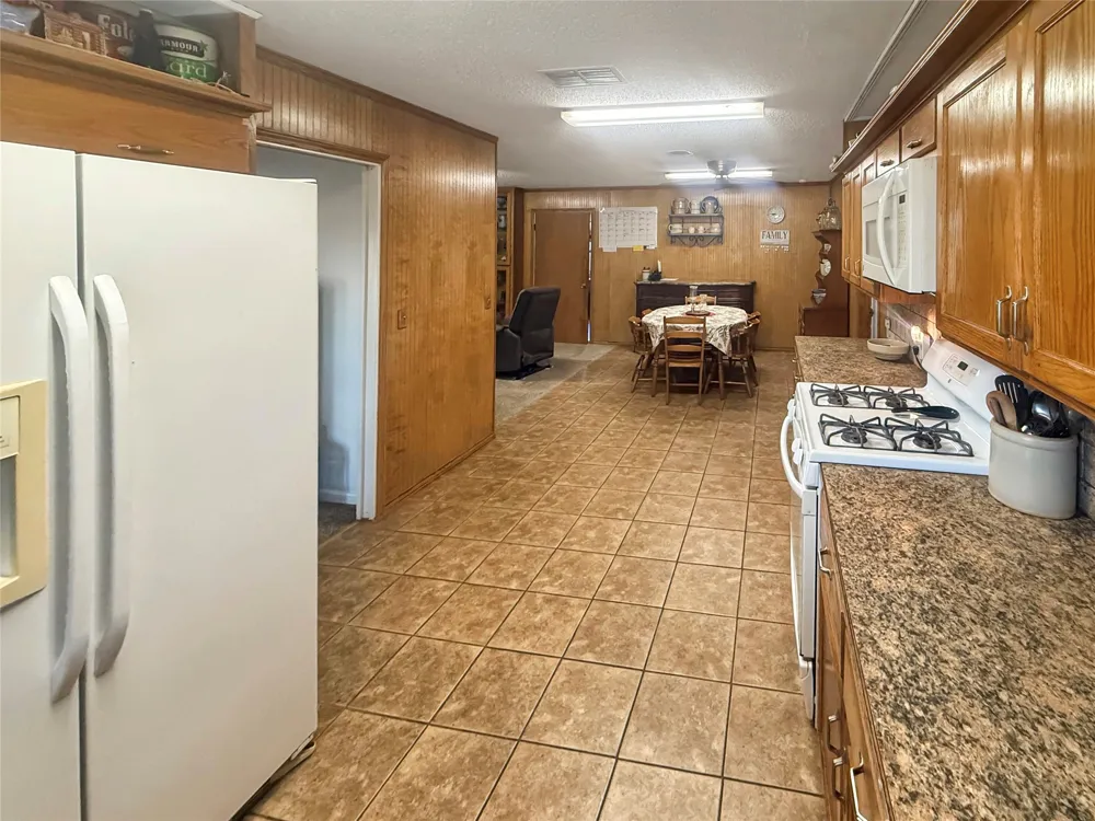 9173 Highway 6 Cisco, TX 76437