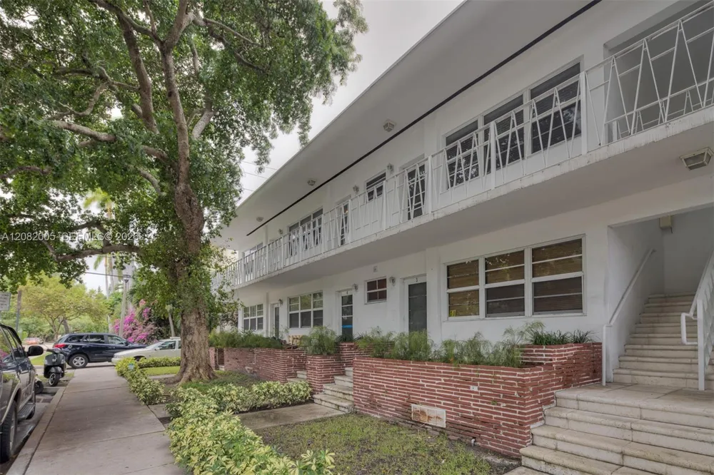 1800 Meridian Ave #7 Miami Beach, FL 33139