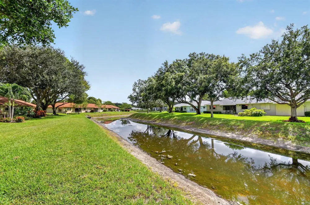 9930 FRANGIPANI TREE WAY #B Boynton Beach, FL 33436