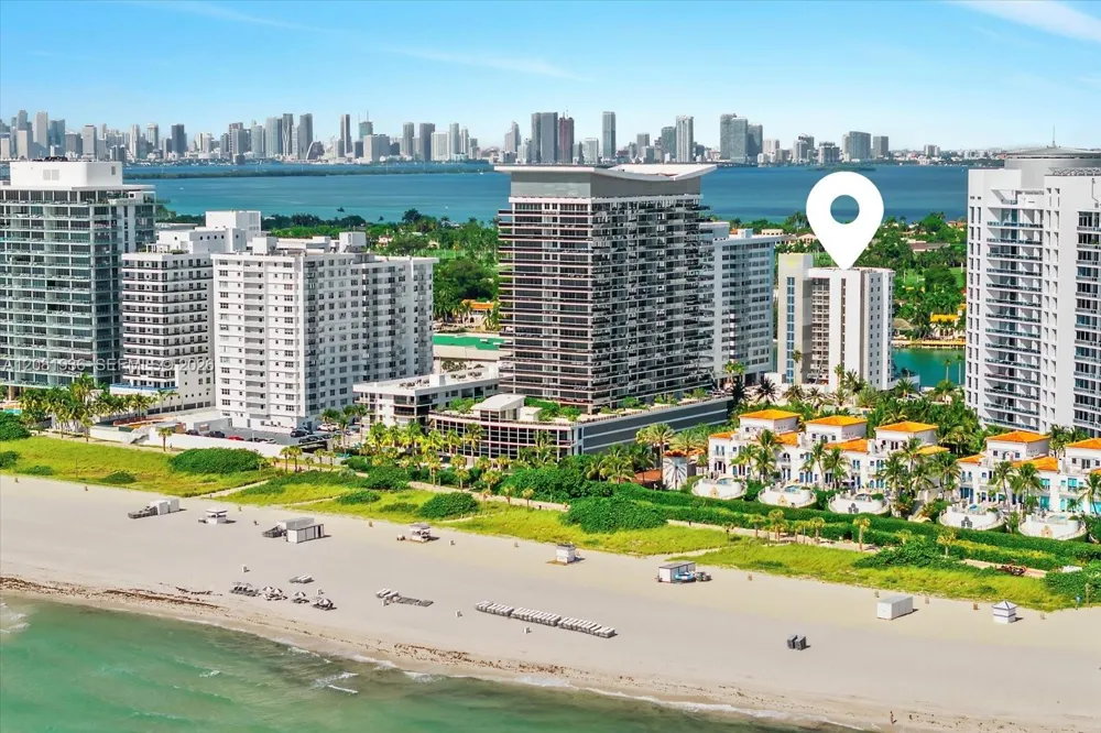 5880 Collins Ave #1004 Miami Beach, FL 33140