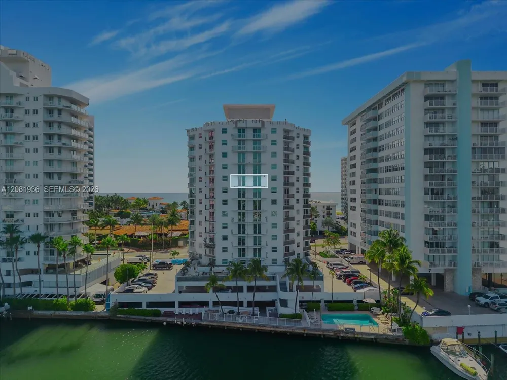 5880 Collins Ave #1004 Miami Beach, FL 33140