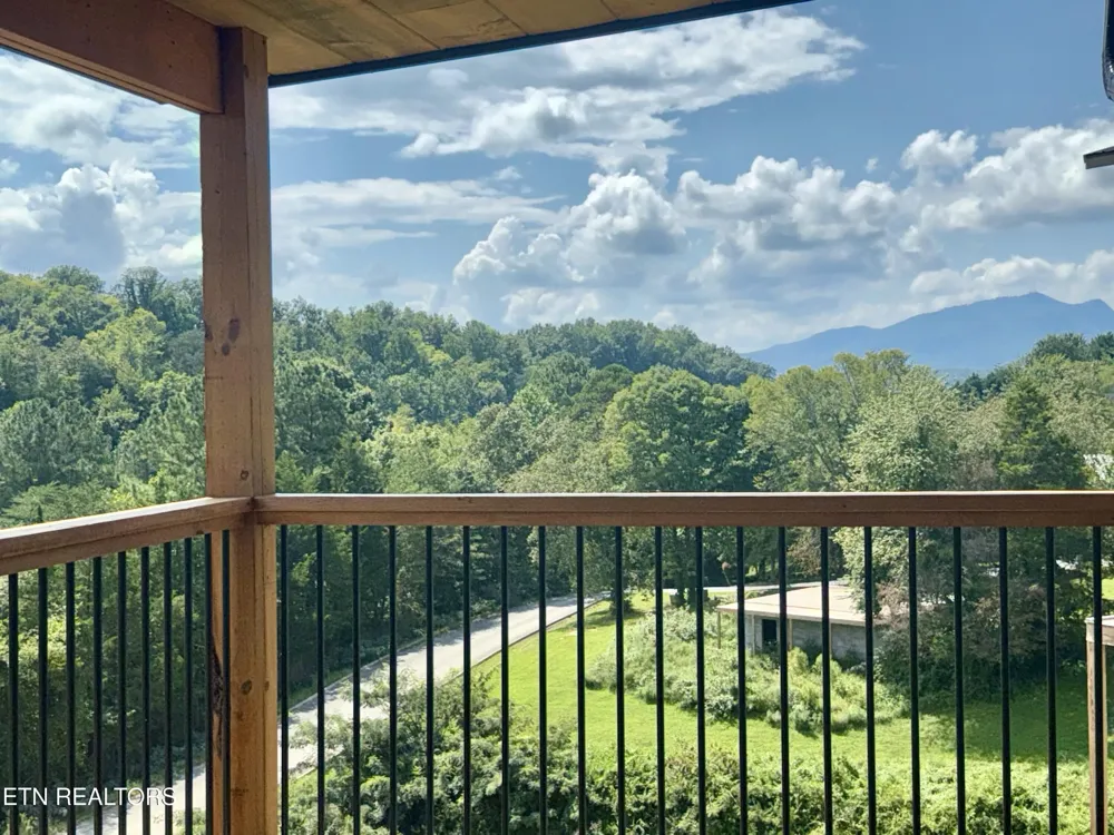 1587 Rainbow Ridge Way Sevierville, TN 37862