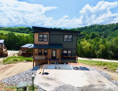 1587 Rainbow Ridge Way