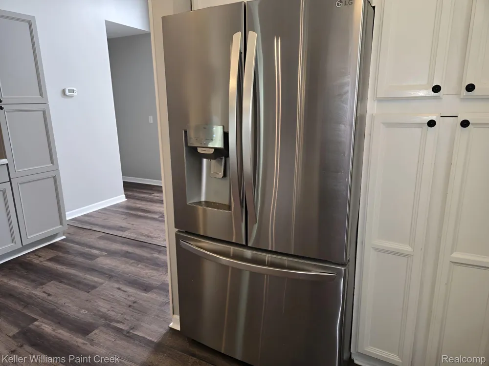 729 Cedarlawn Road Waterford Charter Township, MI 48328