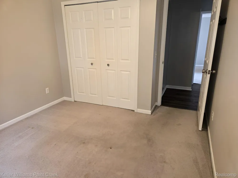 729 Cedarlawn Road Waterford Charter Township, MI 48328