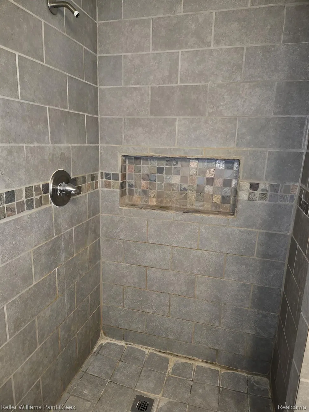 729 Cedarlawn Road Waterford Charter Township, MI 48328