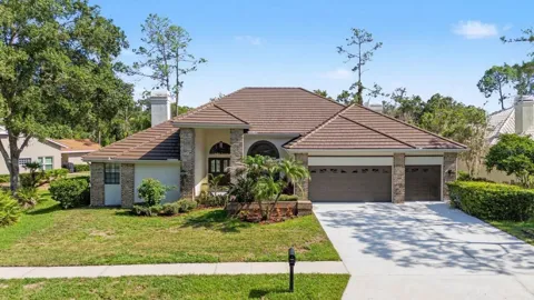35 GREENHAVEN TRAIL
