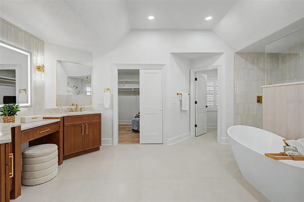 35 GREENHAVEN TRAIL Oldsmar, FL 34677