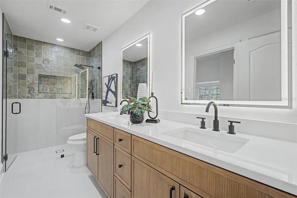 35 GREENHAVEN TRAIL Oldsmar, FL 34677