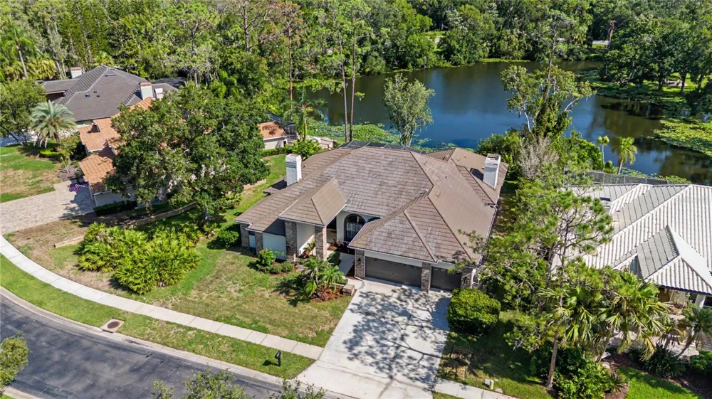 35 GREENHAVEN TRAIL Oldsmar, FL 34677
