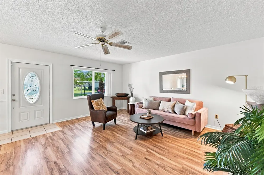 2333 GLENMORE CIRCLE Sun City Center, FL 33573