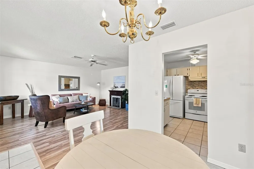 2333 GLENMORE CIRCLE Sun City Center, FL 33573