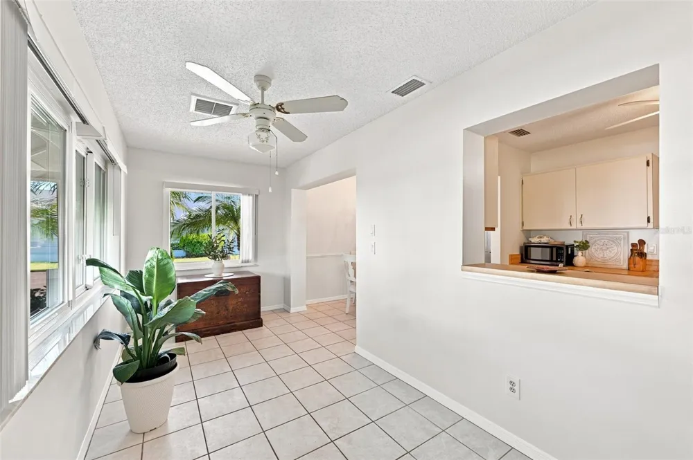 2333 GLENMORE CIRCLE Sun City Center, FL 33573