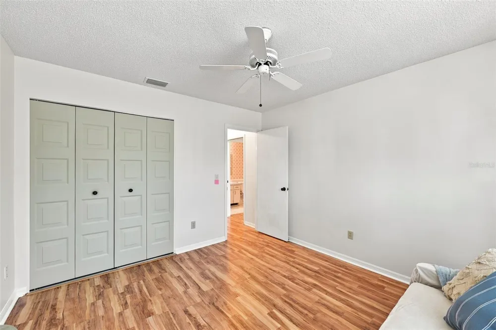 2333 GLENMORE CIRCLE Sun City Center, FL 33573