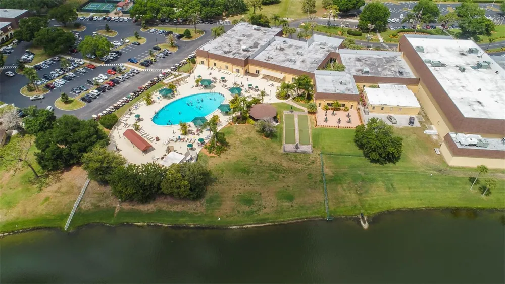 2333 GLENMORE CIRCLE Sun City Center, FL 33573