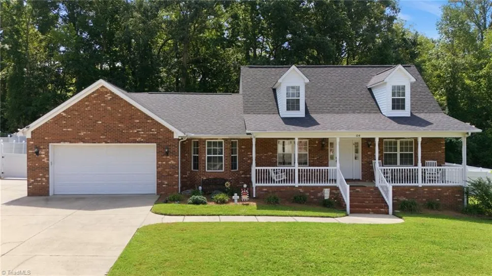 104 Candace Court Thomasville, NC 27360