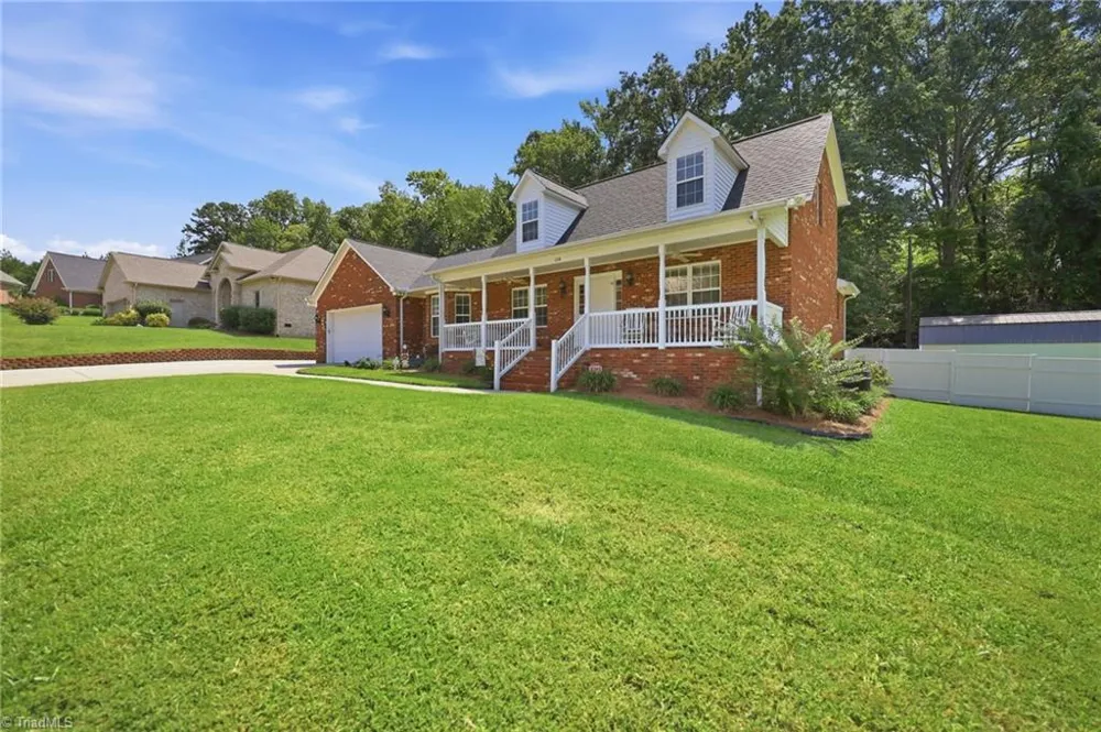 104 Candace Court Thomasville, NC 27360