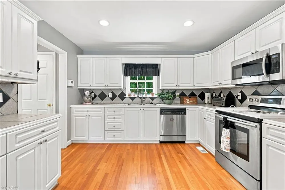 104 Candace Court Thomasville, NC 27360