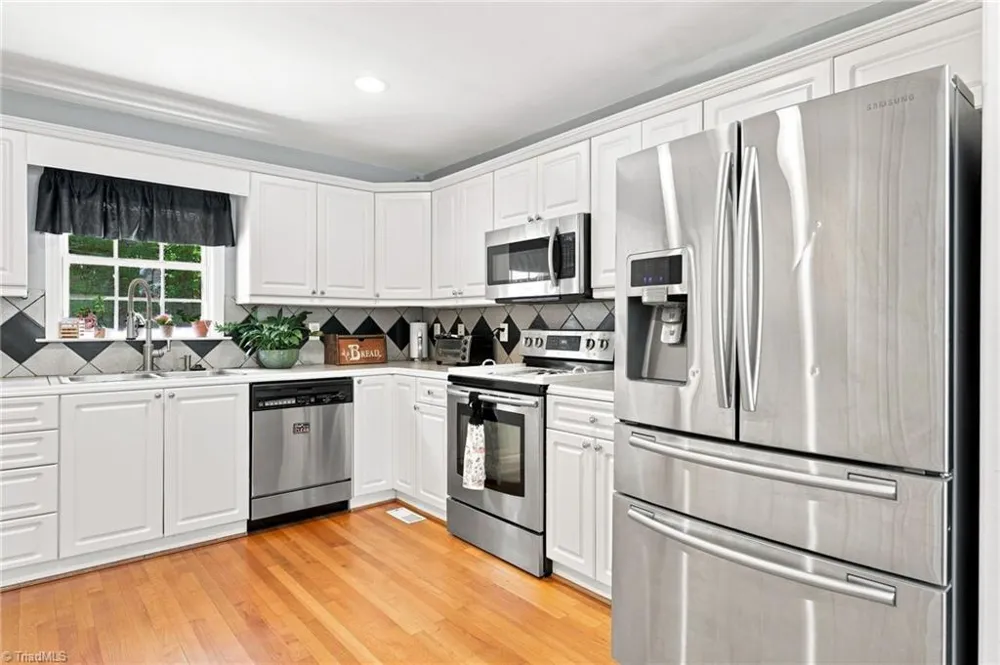 104 Candace Court Thomasville, NC 27360