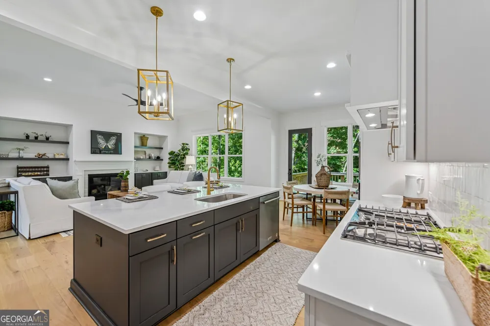 9110 Greenway CT Gainesville, GA 30506