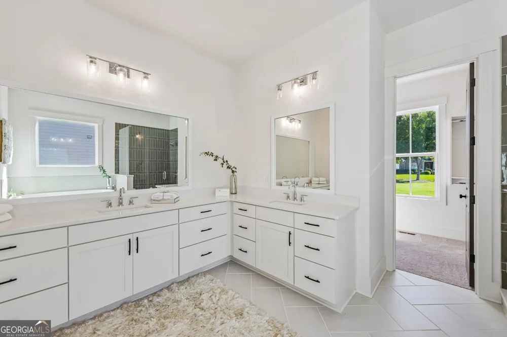 9110 Greenway CT Gainesville, GA 30506