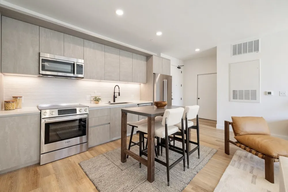 4315 S Congress Avenue #411 Austin, TX 78745