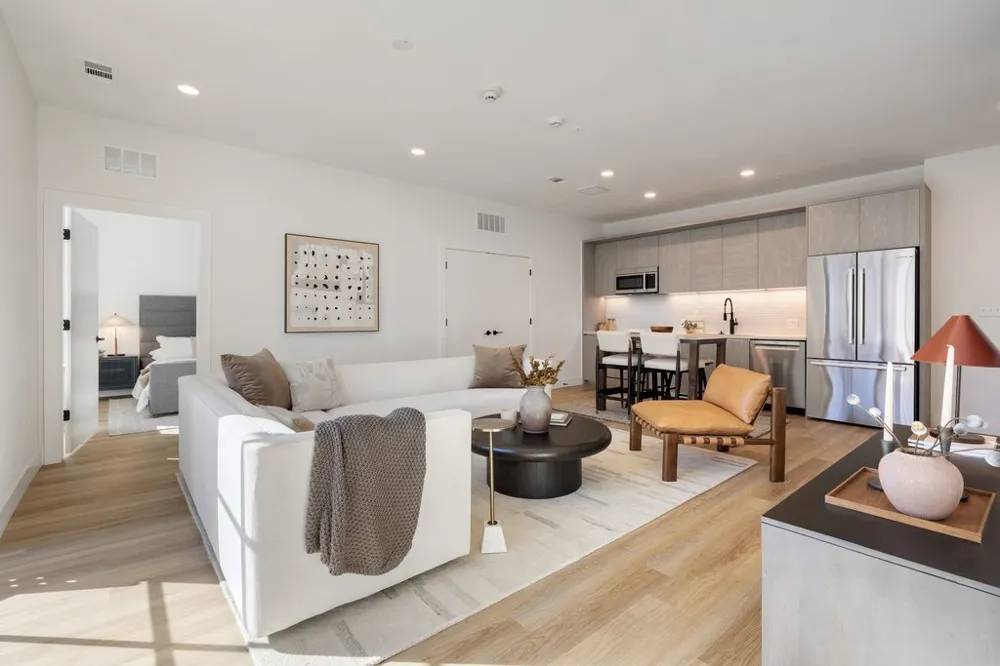 4315 S Congress Avenue #411 Austin, TX 78745