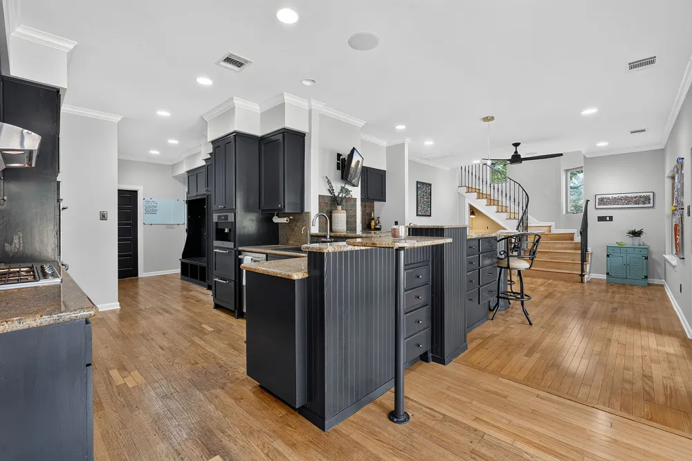 7807 Chimney Corners Austin, TX 78731