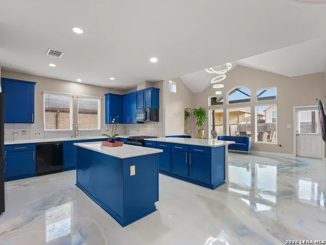 241 OLEANDER LOOP Buda, TX 78610