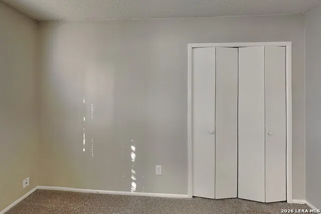 13622 Oak Breeze Universal City, TX 78148