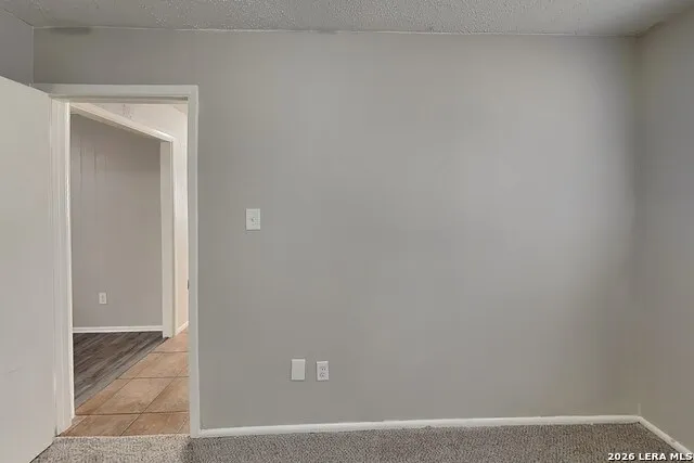 13622 Oak Breeze Universal City, TX 78148