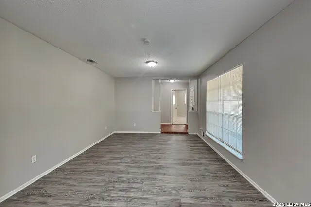 13622 Oak Breeze Universal City, TX 78148